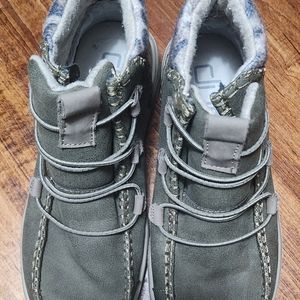 Hey dude boots. Excellent condition